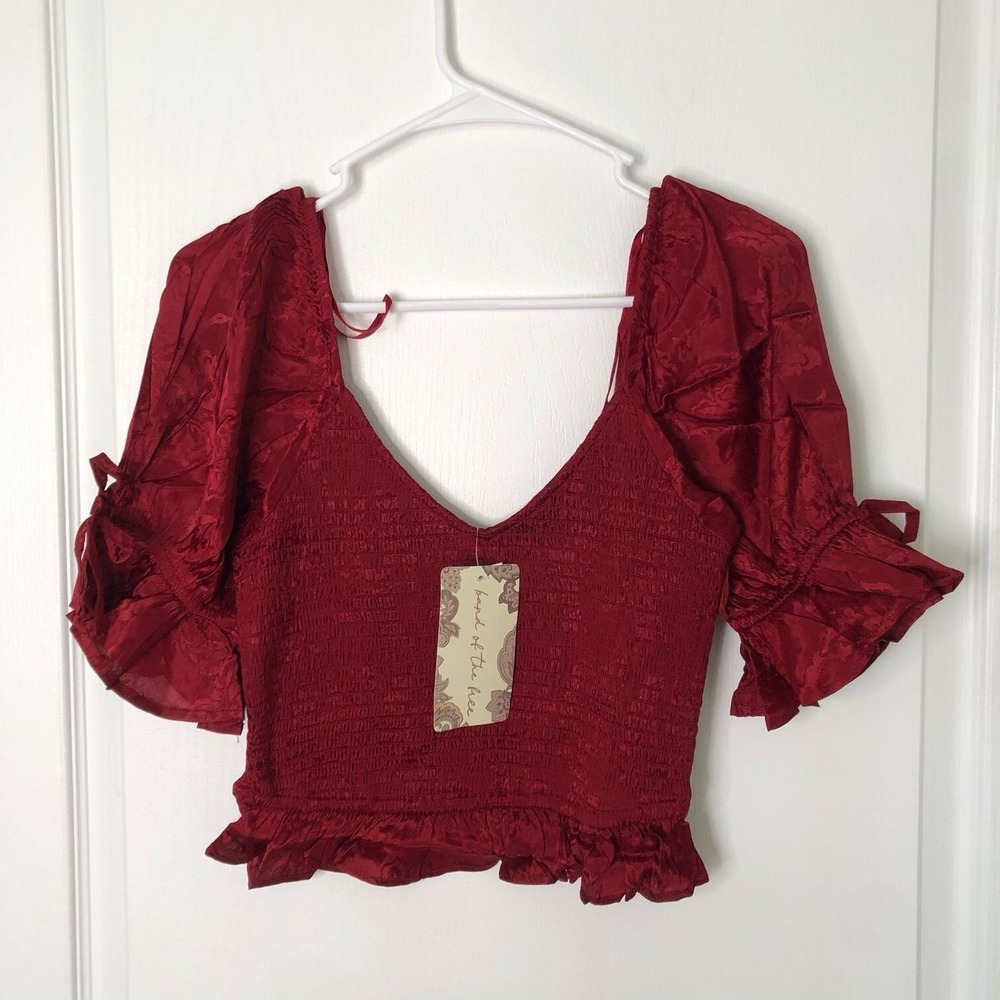 Band of the Free Rhubarb Red Smocked Floral Jacquard Puff Sleeve Crop Top M NEW